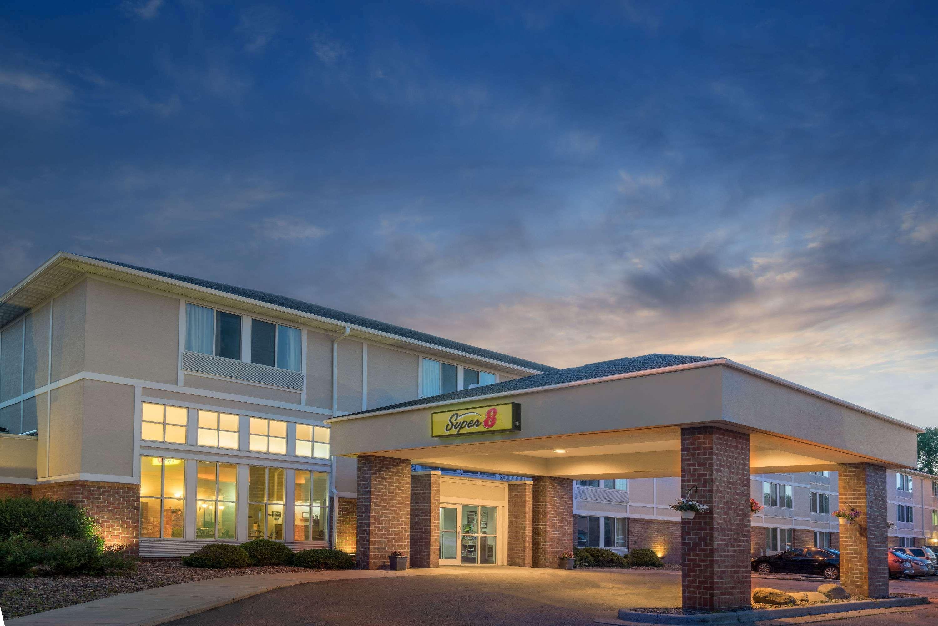 Super 8 By Wyndham Wi 2* Menomonie